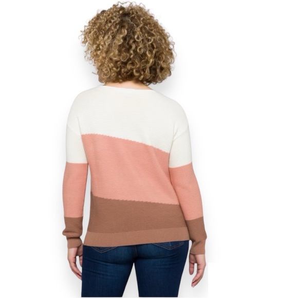 Evolution by Cyrus Color Block Sweater NWT - Picture 3 of 14